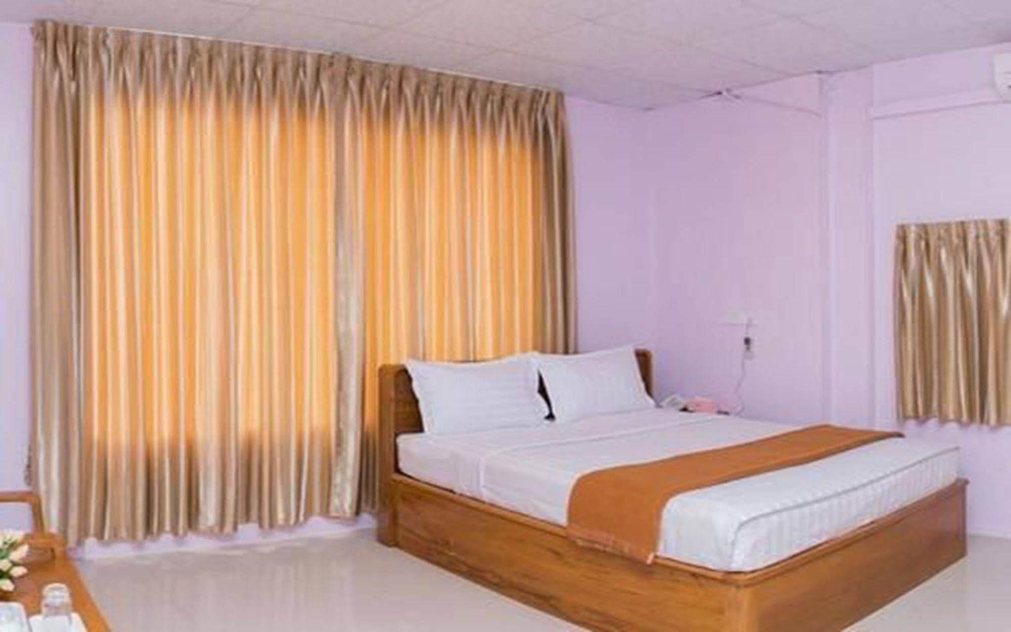 Aung Tha Pyay Hotel 3 Rangum Exterior foto